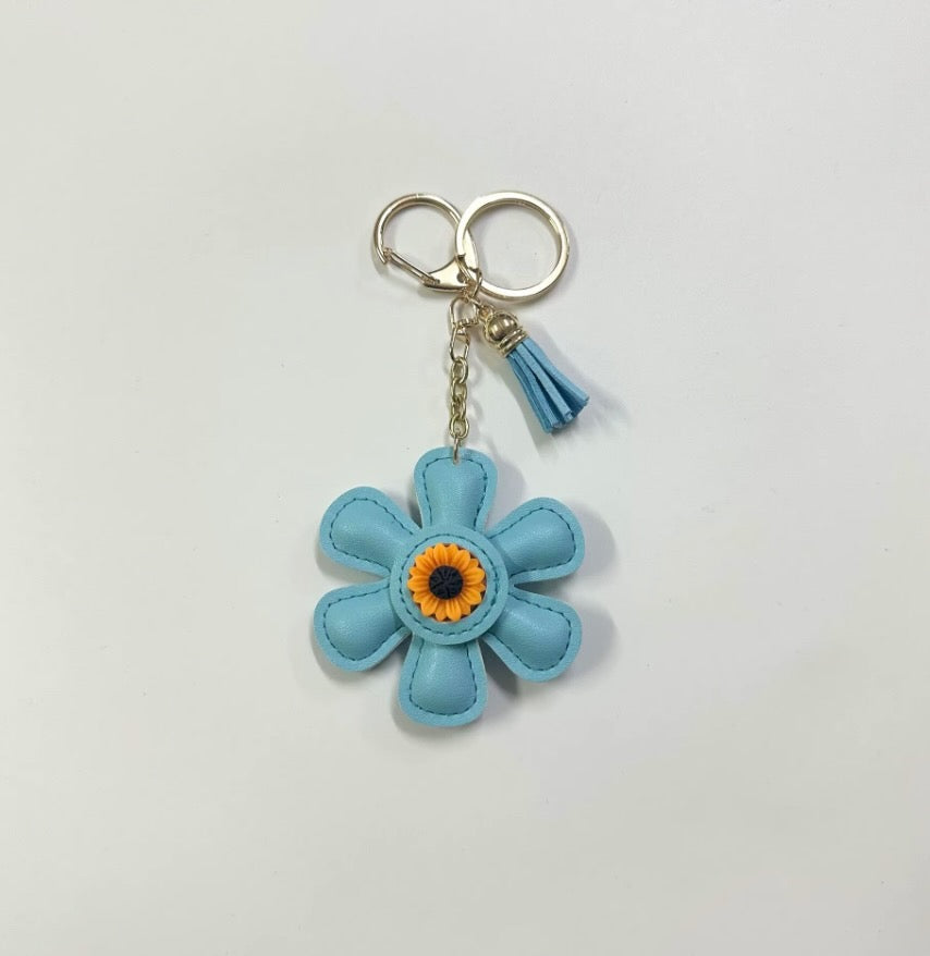 Daisy Flower Bag Charm