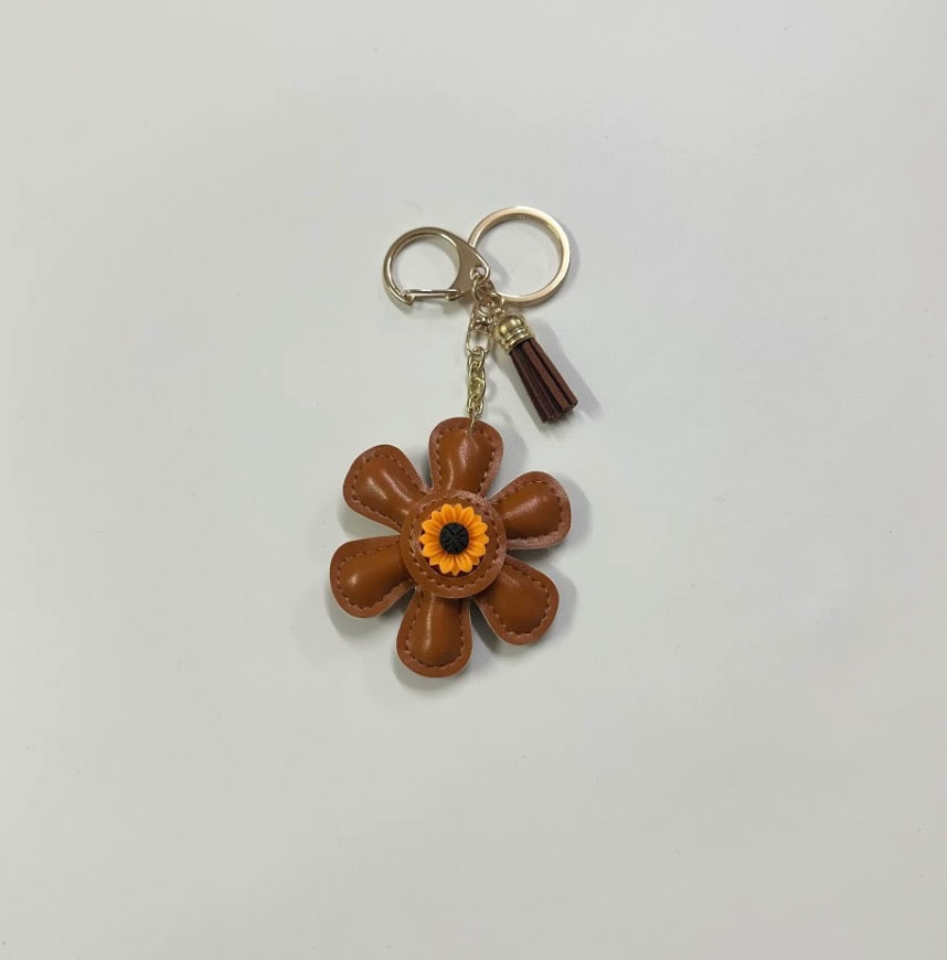 Daisy Flower Bag Charm
