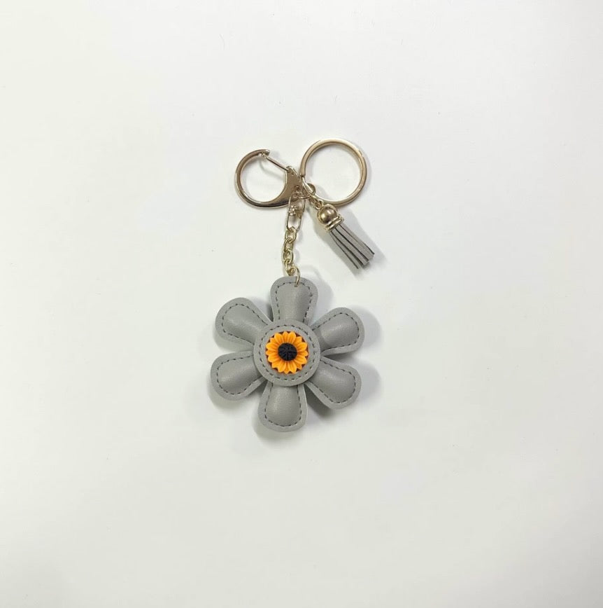 Daisy Flower Bag Charm