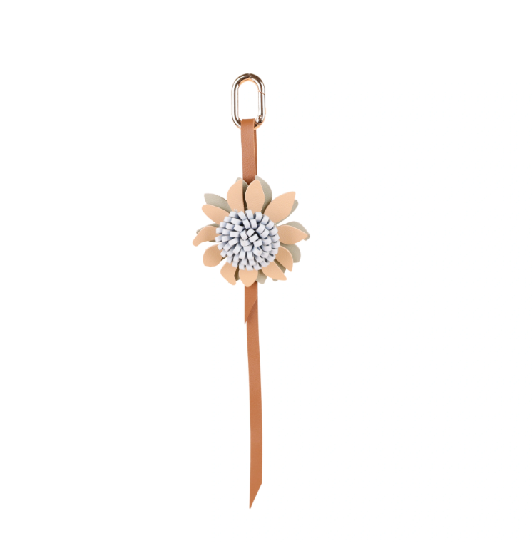 Autumn Rosette Charm – Genuine Leather Flower Bag Charm, Neutral Floral Keychain, Elegant Handbag Accessory, Fall Bag Charm Gift