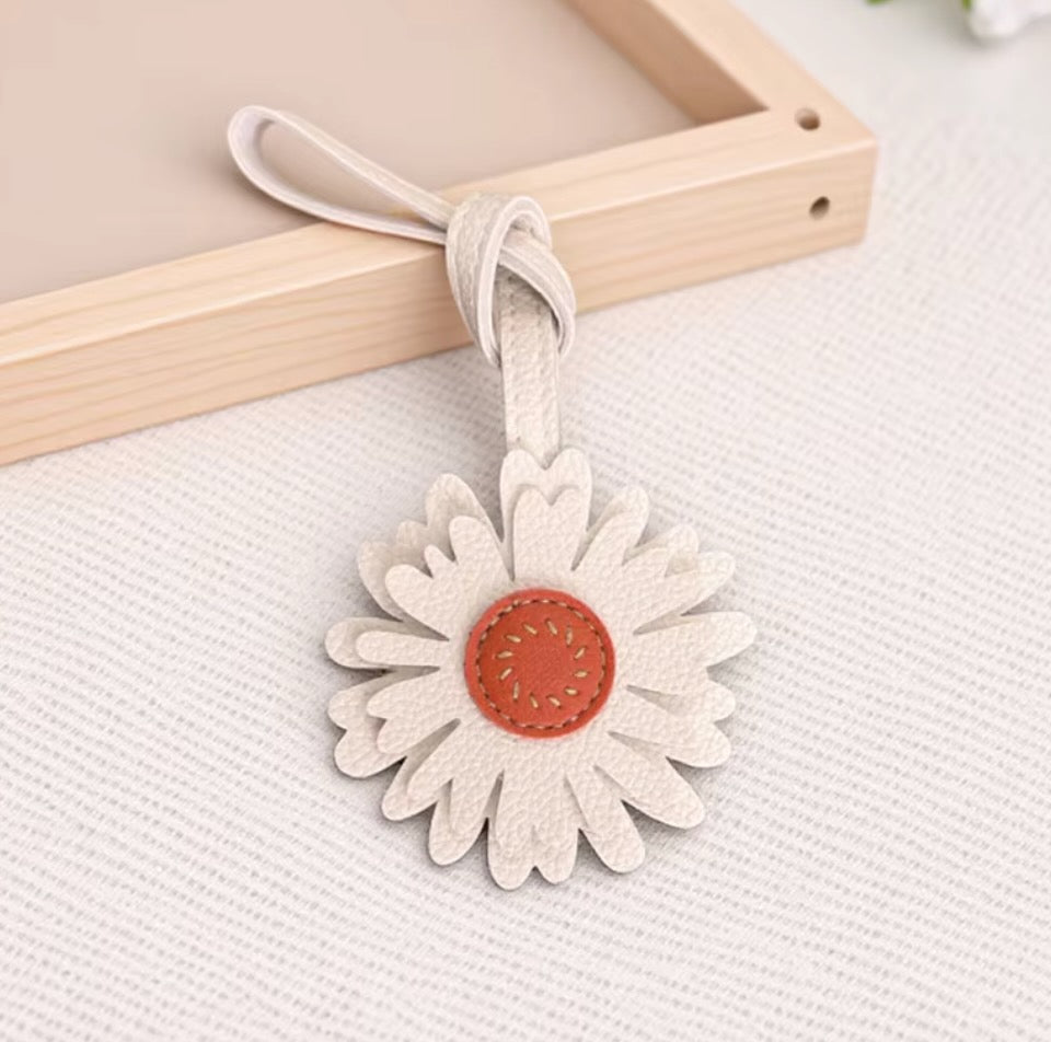 Double Daisy Bag Charm