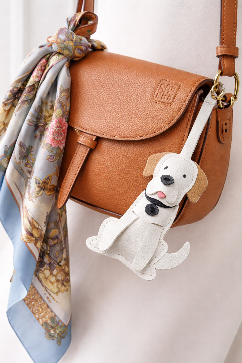 Gentle Labrador Leather Charm – Handmade Dog Bag Charm, Labrador Keychain, Leather Puppy Accessory, Dog Lover Gift